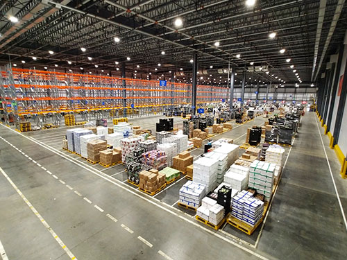 物流中心